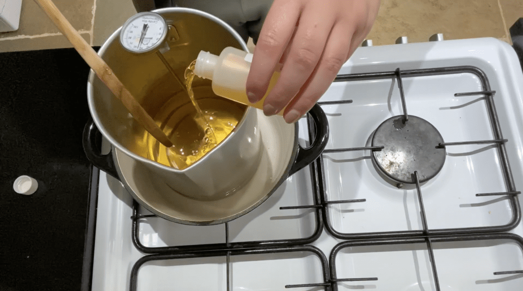 How to make wax deals melts at home