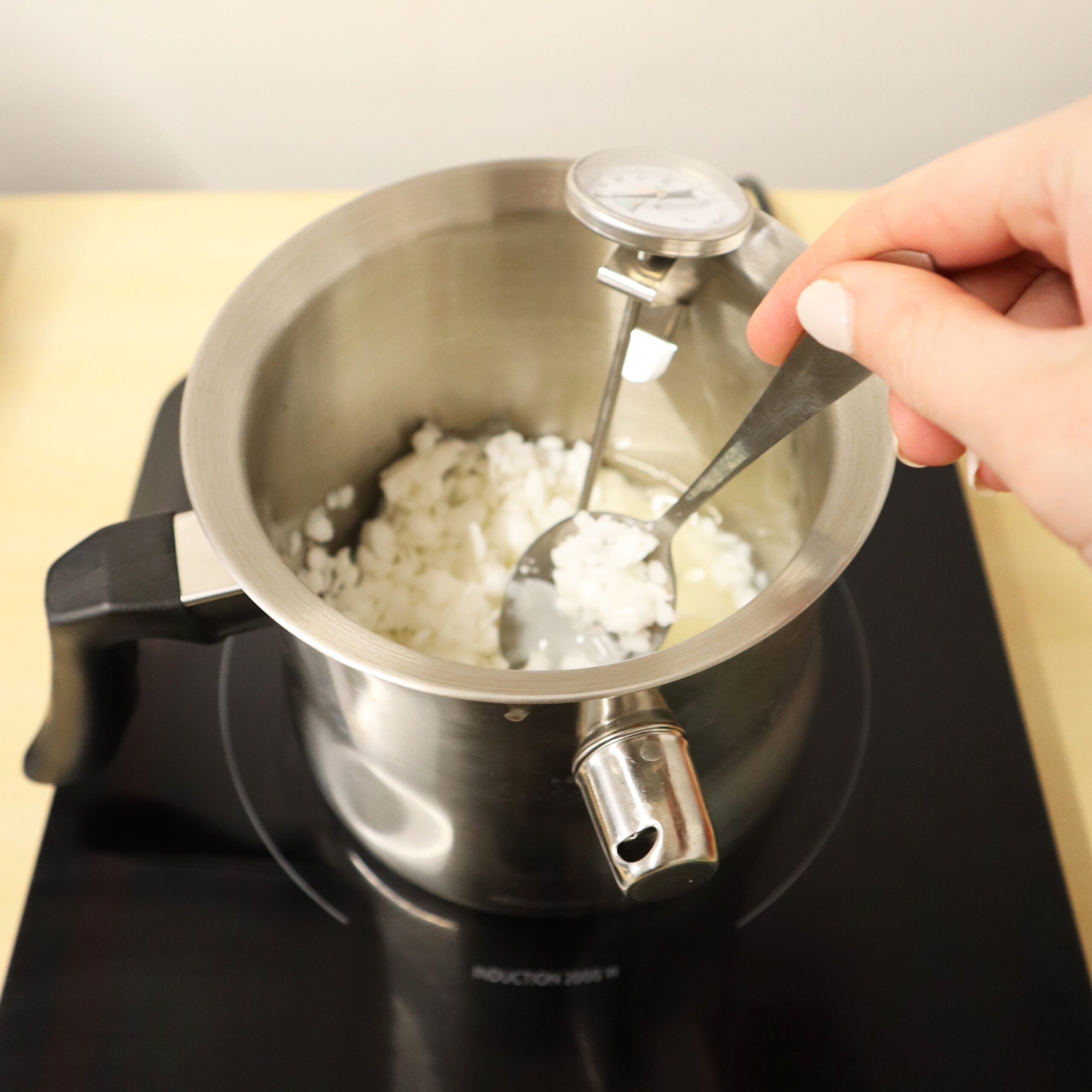 DIY - How to Melt Wax  Double Boiler Method 