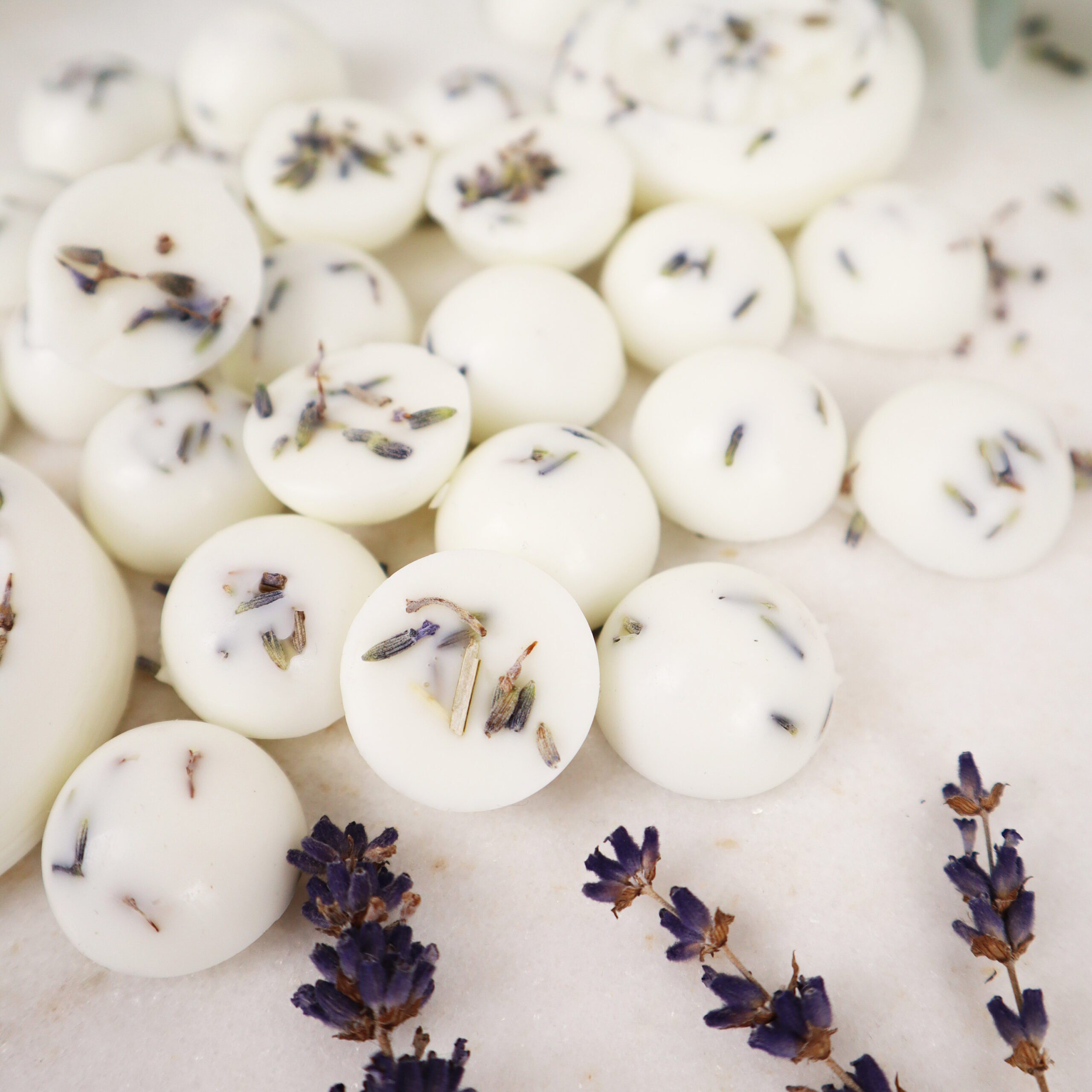 DIY Non-Toxic Lavender Wax Melts